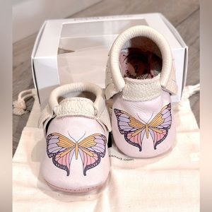 *RARE* Sz 2, Freshly Picked Fringed Soft Soles, Flutter🦋  with Box EUC!